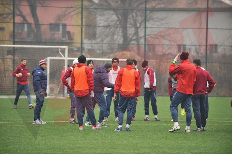 CFR a revenit din Antalya. Miriuta, laudat de jucatorii din Gruia