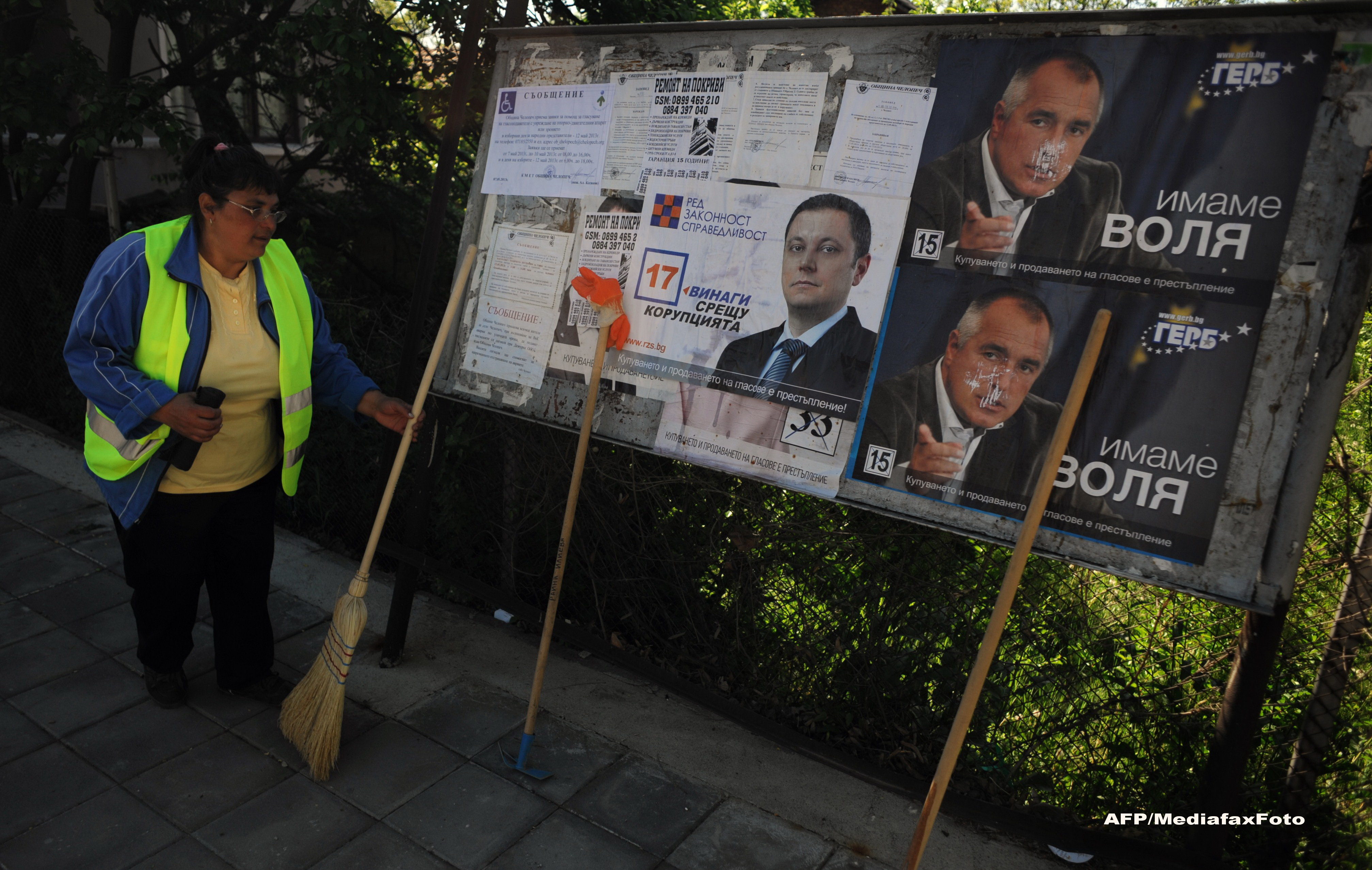 Presedintele Bulgariei crede ca gasit solutia pentru eliminarea furturilor de la alegeri: introducerea votului obligatoriu