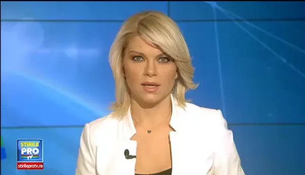 Pericol de explozie pe drumul dintre Oradea si Arad, dupa ce o cisterna cu substanta inflamabila s-a rasturnat. VIDEO