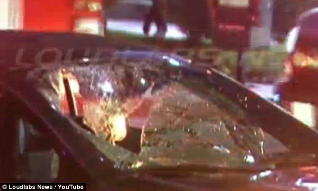 "Am avut impresia ca a venit din cer." Motivul pentru care femeia a mers 3 kilometri cu un barbat in parbriz