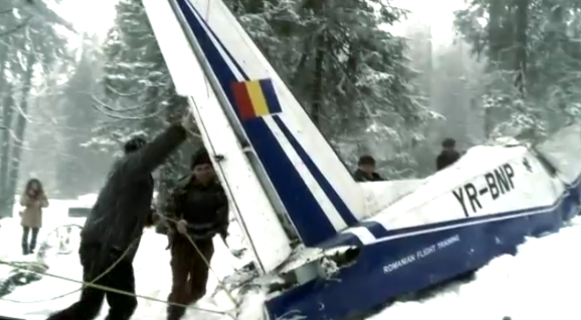Cosmarul din Apuseni se incheie pentru Valentin Calu si Catalin Pivniceru. Medicii, adusi acasa cu avionul donat de Tiriac