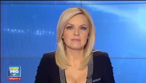 Femeia care a starnit valuri de controverse la Paris are sanse la un Cesar. Julie Gayet, nominalizata pentru rol secundar