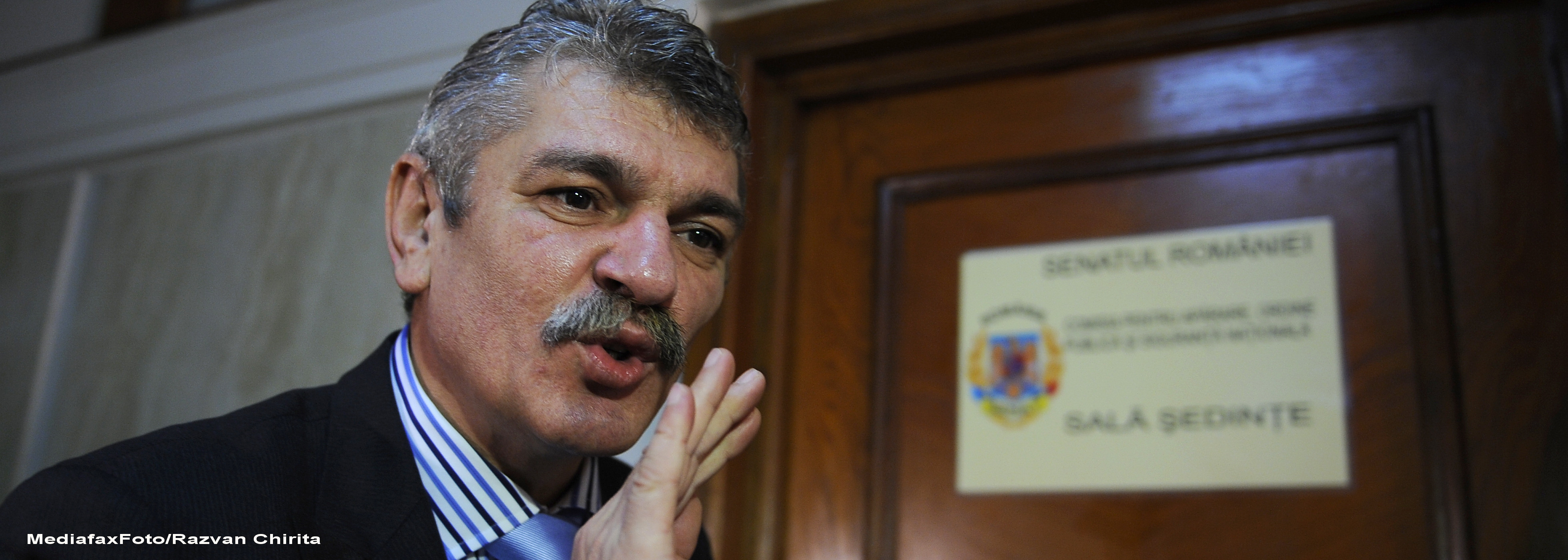 Seful Serviciului de Telecomunicatii Speciale: "Daca as avea o putere PERVERSA, as distruge mediul electronic al alesilor"