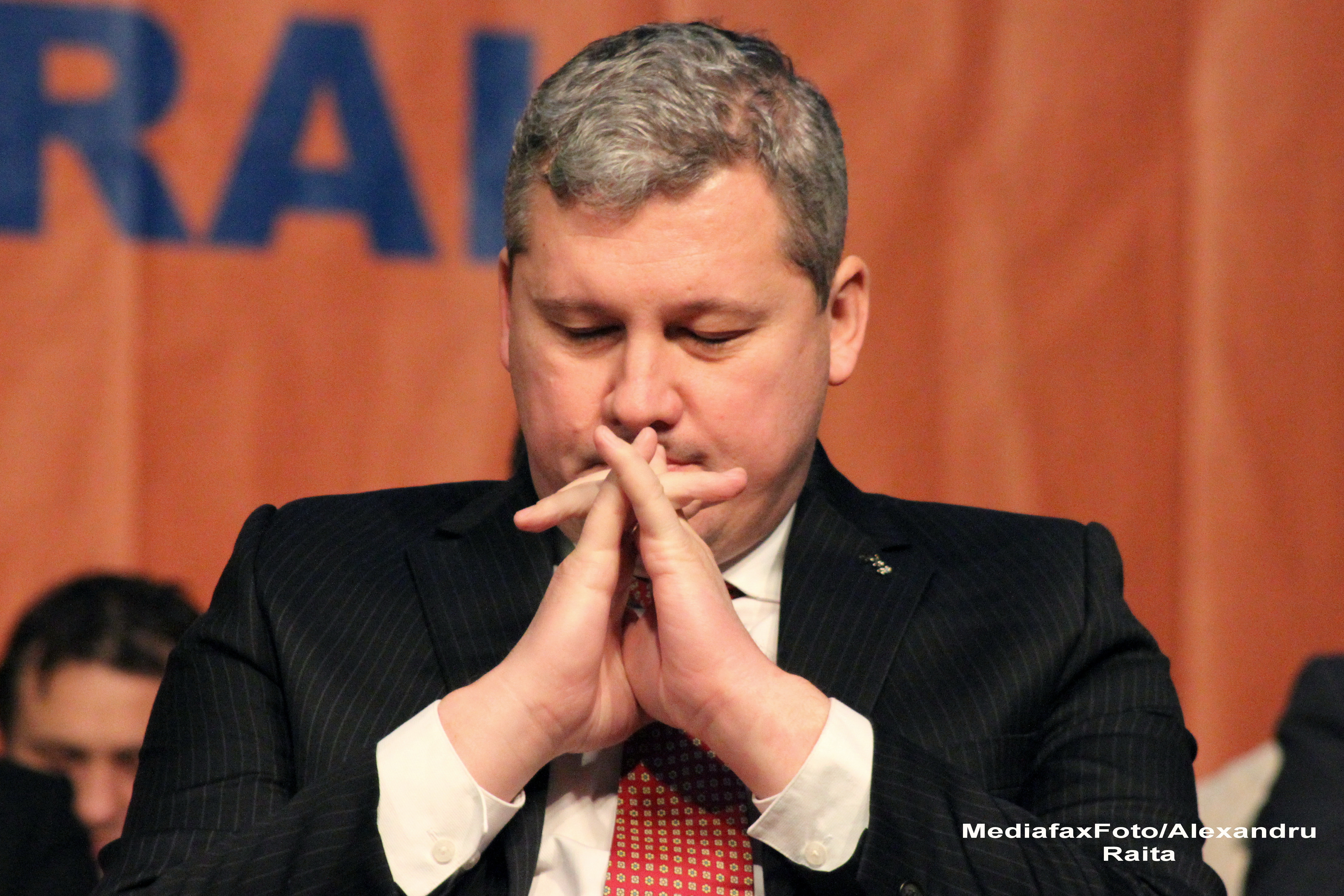 Predoiu: Opozitia este interesata de un dialog intens cu domnul Ponta pe tema ordonantei plagiatului