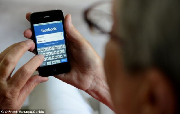 Mark Zuckerberg l-a sunat pe Obama pentru a se plange de spionajul online