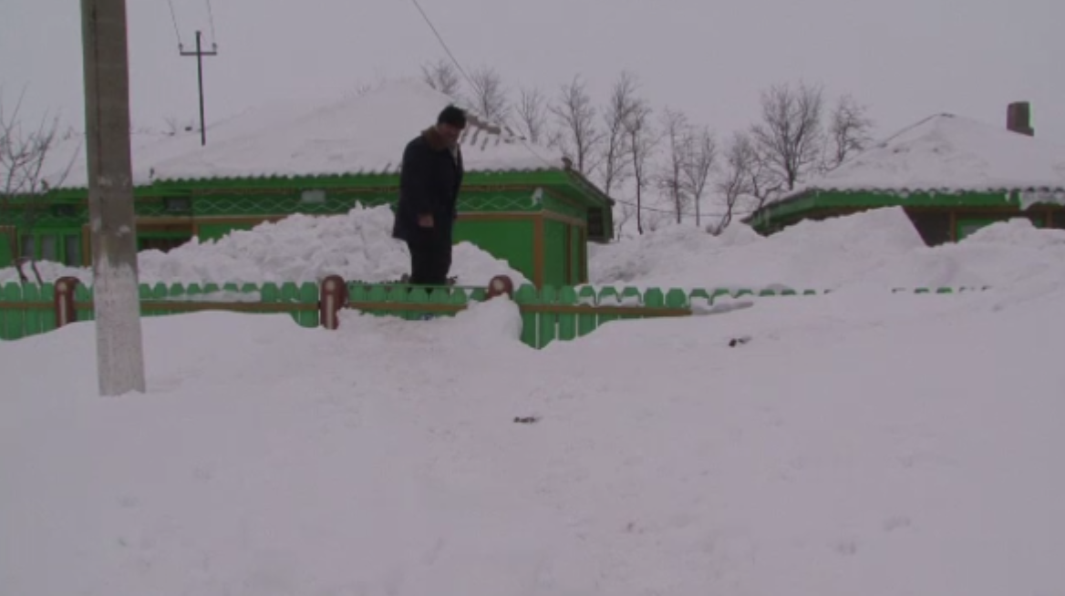 Ingropati in zapada de o saptamana, sinistratii din Braila povestec chinurile prn care au trecut