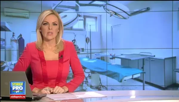 Proteza speciala pentru o fetita de cinci ani. O echipa de medici se pregateste de o operatie complicata