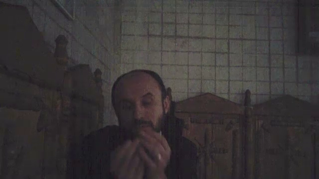 Apararea preotului din Constanta care pacalea enoriasele si le lua casele: "Vreau banii cheltuiti cu ele inapoi"