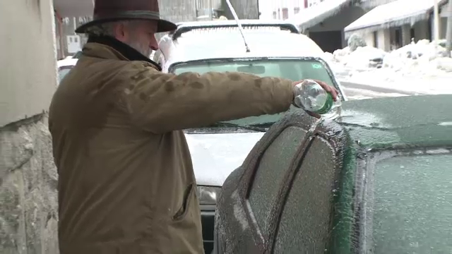 Slovenii, avertizati sa nu bea apa de la robinet in urma ninsorilor masive din weekend. Apelul facut catre UE