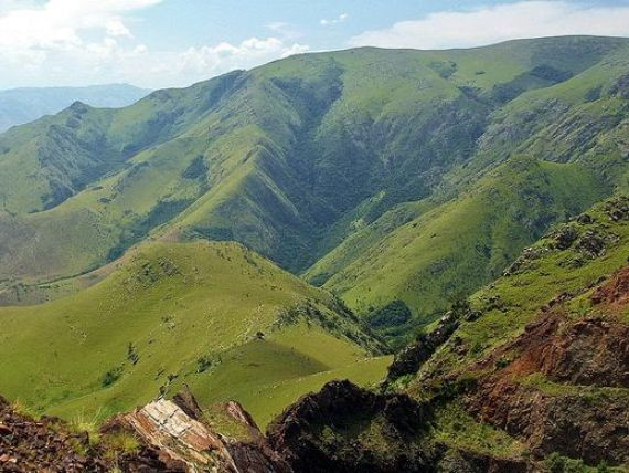 Omul care are mai multi bani decat propria tara