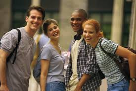 Cele mai amuzante raspunsuri date la examene. Ce raspund elevii cand nu au nicio idee despre scoala