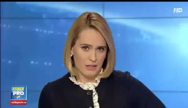 Batranii din Buzau isi dau pensiile celor dispusi sa le curate nametii din curte. Zapada le macina peretii caselor