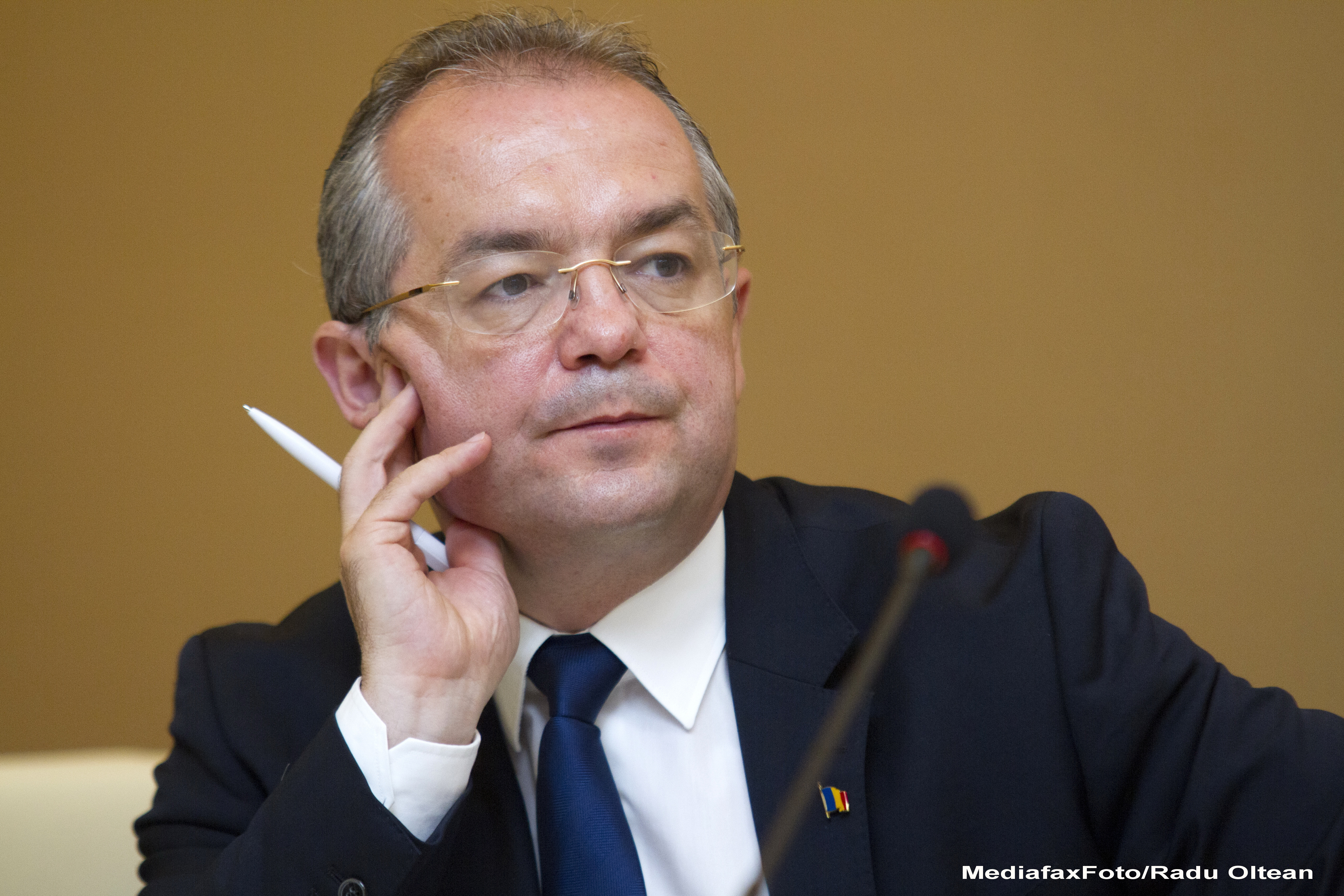 REZULTATE EVALUARE NATIONALA 2014. Fiica mai mica a lui Emil Boc are media 8,95 la Evaluarea Nationala