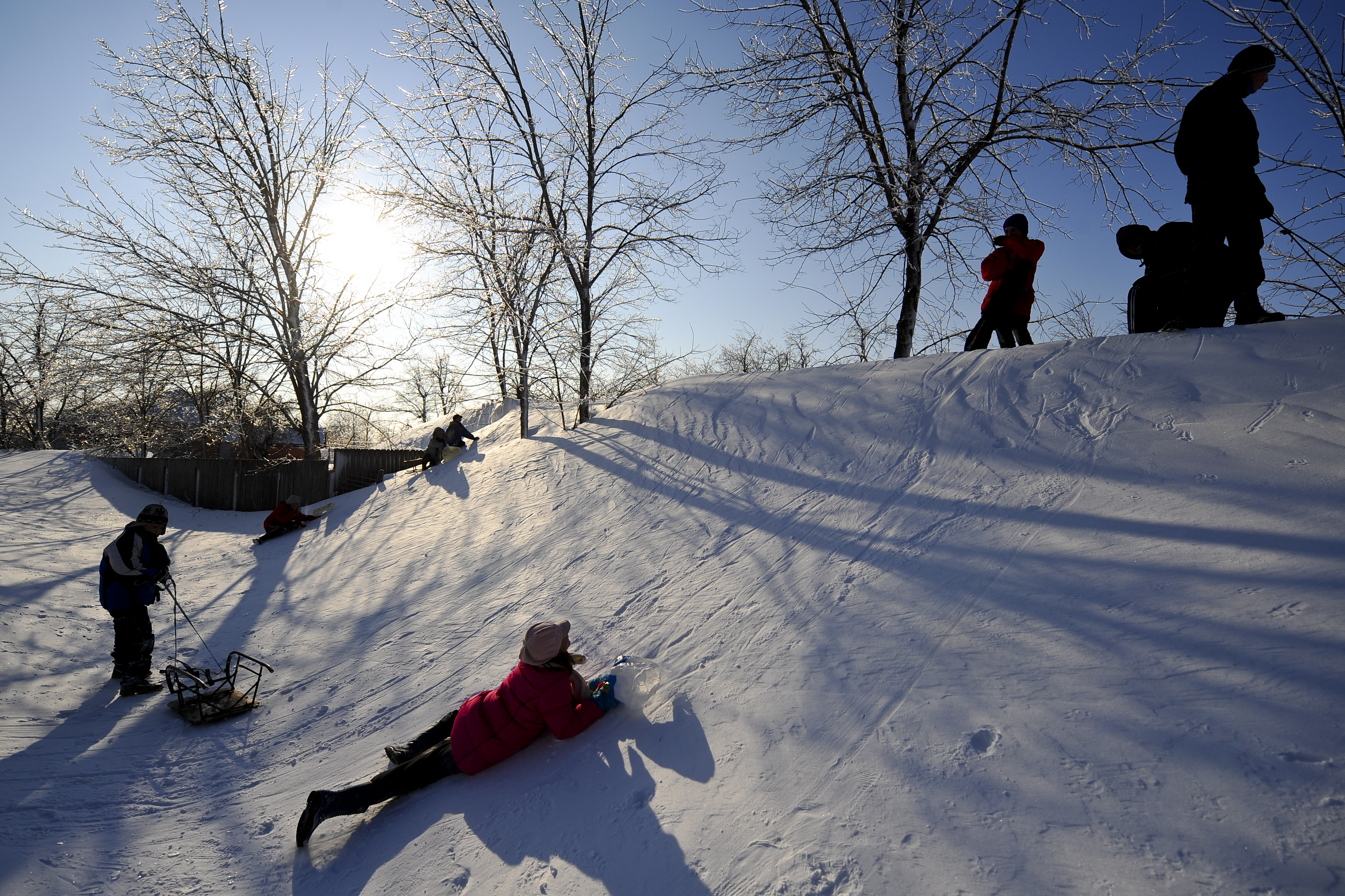 Vreme calda in acest weekend. Meteorologii au anuntat temperaturi de 14 grade in mai multe zone ale tarii