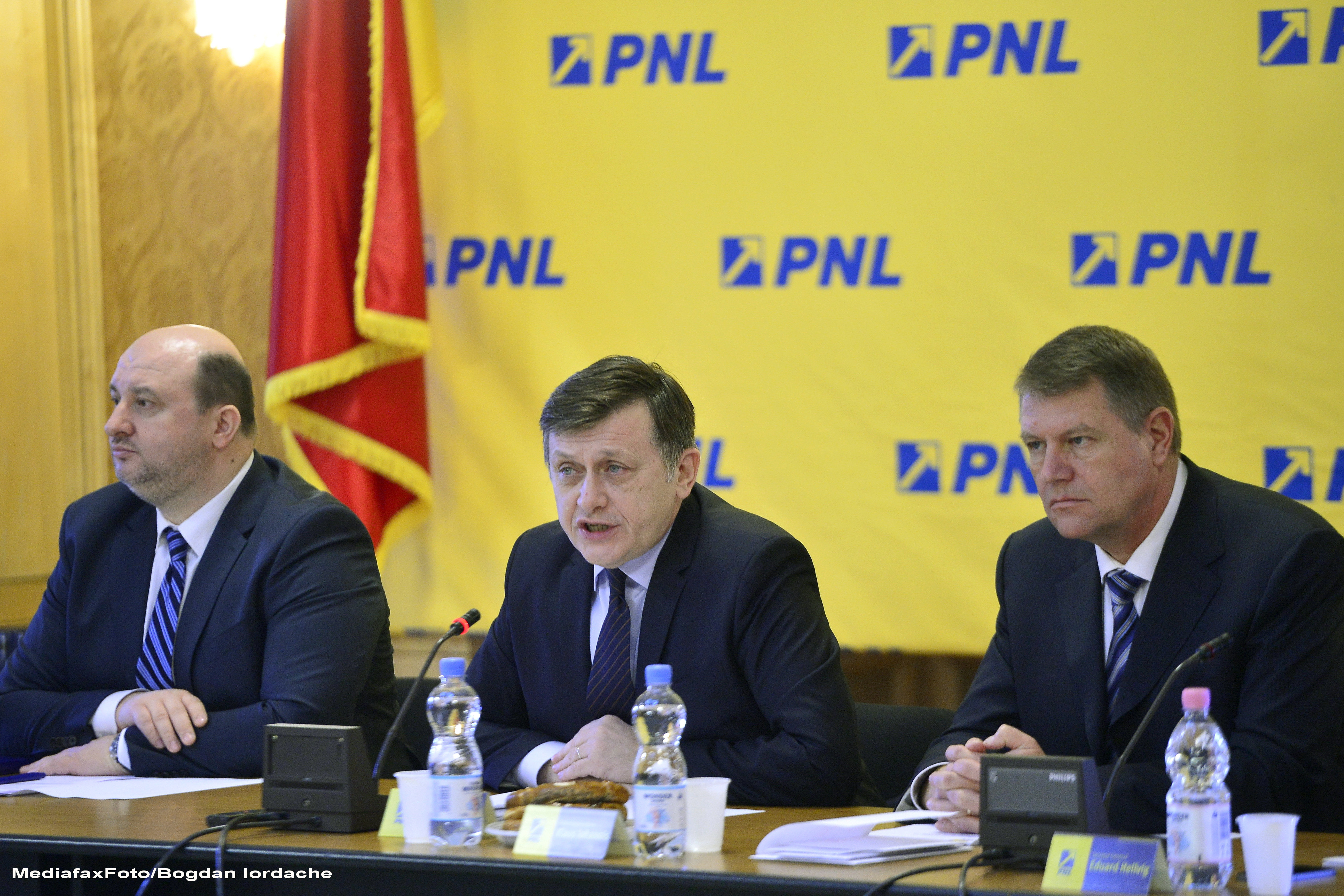Daniel Chitoiu, Crin Antonescu, Klaus Iohannis