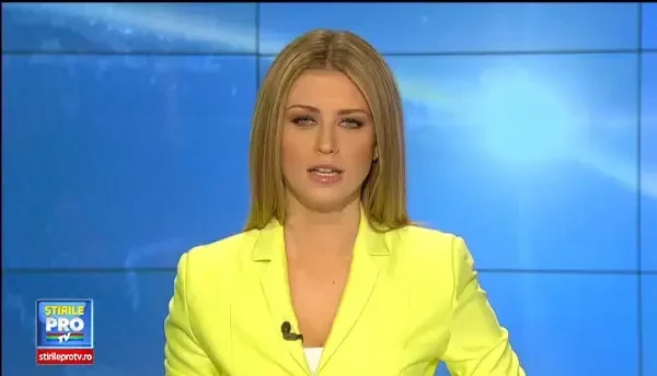 Primele imagini cu Justin Bieber in sectia de politie in timp ce e perchezitionat au fost facute publice de autoritati