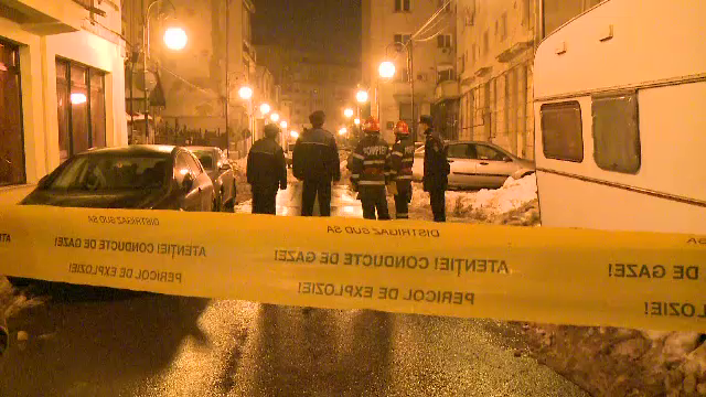 Pericol mare in centrul Capitalei. O defectiune la conducta de gaze i-a scos pe oameni in strada. Raspunsul Distrigaz