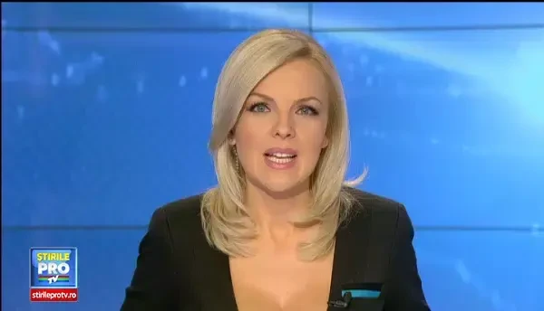 MARELE Danez care a devorat 14 canapele. Cainele de peste doi metri ce trebuie plimbat noaptea, ca sa nu sperie lumea