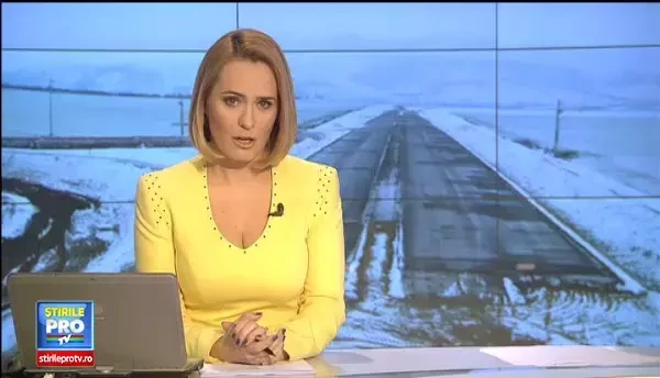 Romania, tara cu infrastructura la pamant, mai stabileste o "performanta". Cum am deszapezit o autostrada care NU EXISTA