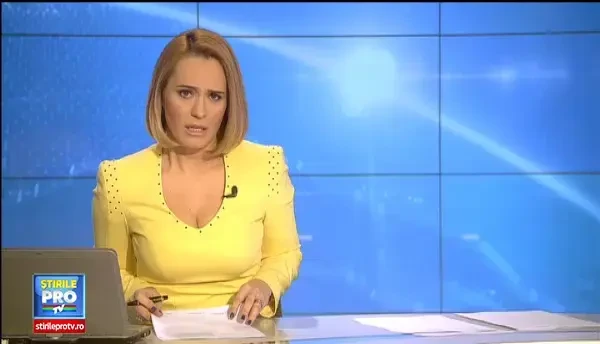 Eutanasiat si dat la lei. Un pui de girafa a fost macelarit in fata vizitatorilor unei gradini zoologice