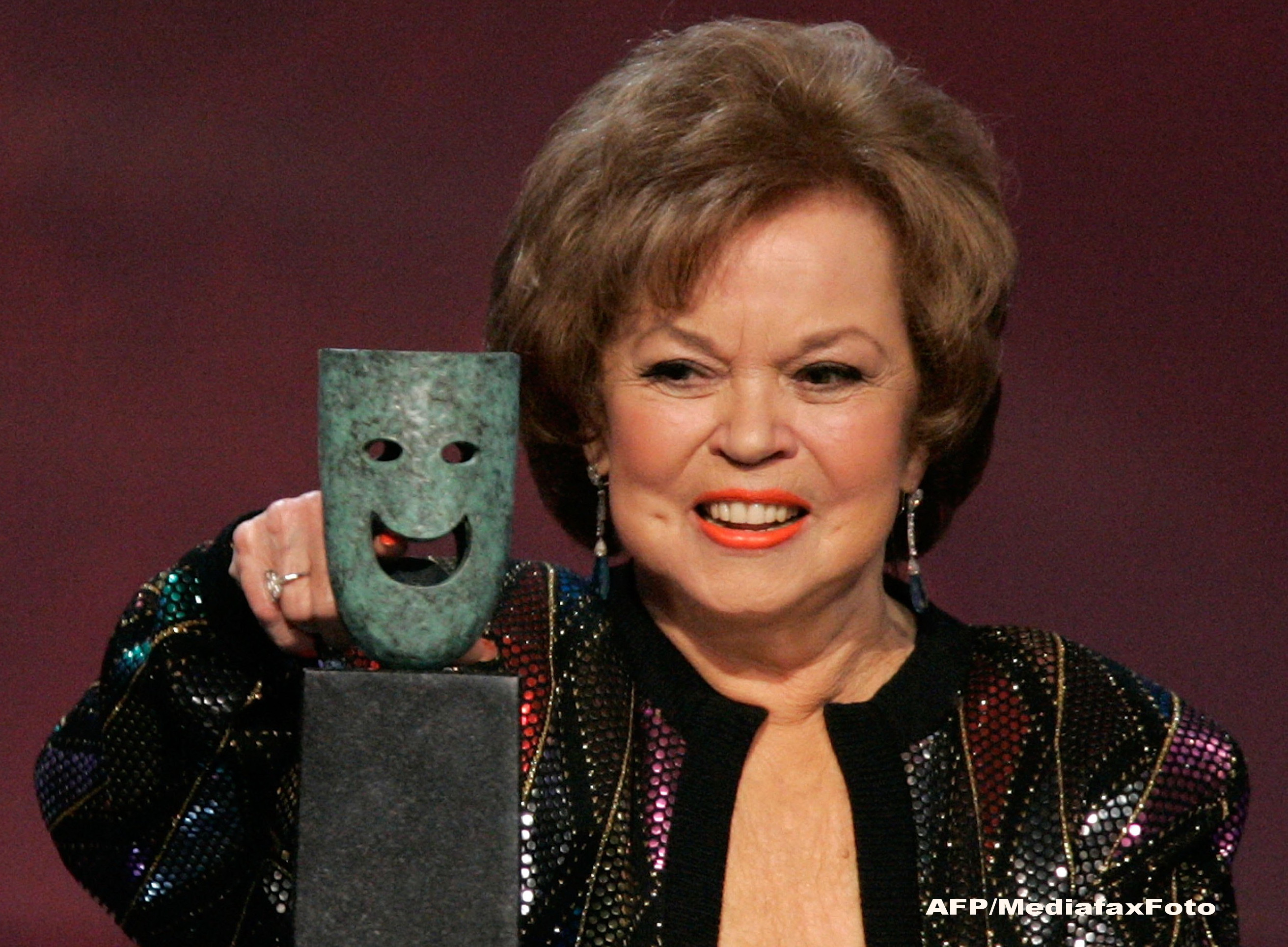 Shirley Temple a murit la 85 de ani. Fostul copil minune de la Hollywood juca in filme inca de la varsta de 3 ani