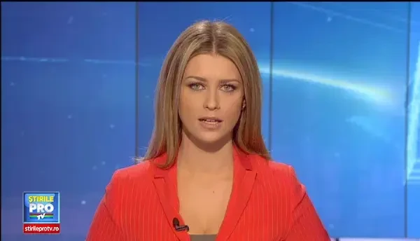 Opt masini Corvette au fost inghite de o gaura uriasa aparuta in pardoseala unui muzeu din Kentucky