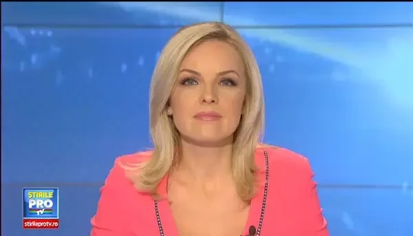 Kama, porcusorul din Hawai care a invatat sa faca surfing. Demonstratie VIDEO