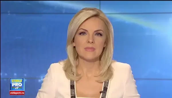 Presa rusa speculeaza ca Vladimir Putin s-a casatorit cu sportiva Alina Kabaieva, dupa ce au aparut purtand verighete