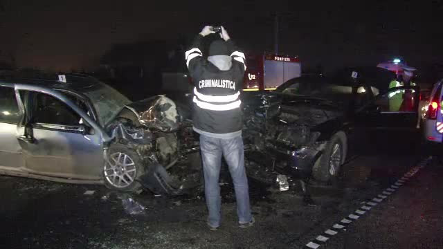 Accident teribil in judetul Bistrita-Nasaud, soldat cu doi morti. Victimele mai aveau doar cativa kilometri pana acasa