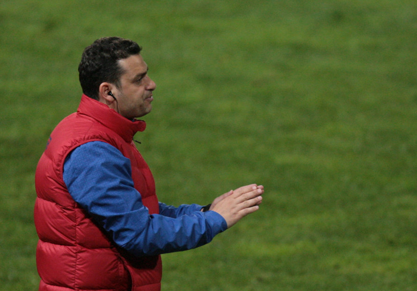 Cine joaca acasa? Teja are mai multe meciuri decat Reghecampf ca antrenor in Ghencea