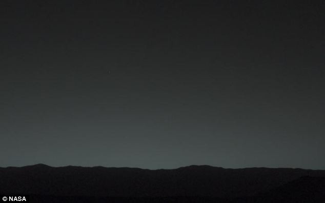 Asa se vede Pamantul de pe Marte! FOTO