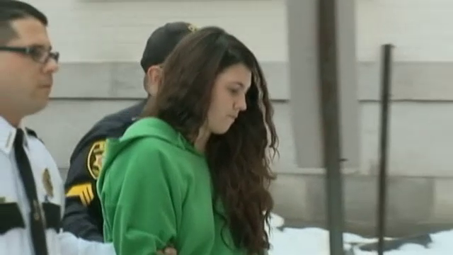 Tanara acuzata ca a ucis un barbat cunoscut pe internet. "Am omorat mult mai multi. Nu am mai numarat dupa al 22-lea"