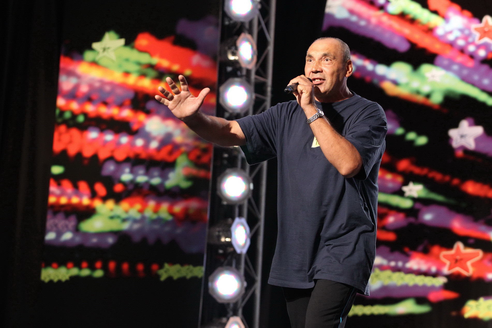 Fane Mississippi Delta Blues, soferul de basculanta care a cucerit publicul la Romanii au talent. Povestea lui Stefan Popescu