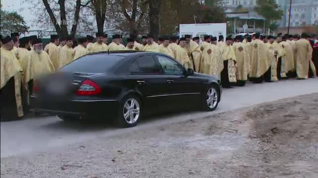 Biserica este de vina pentru problemele Romaniei. Ce spune un preot