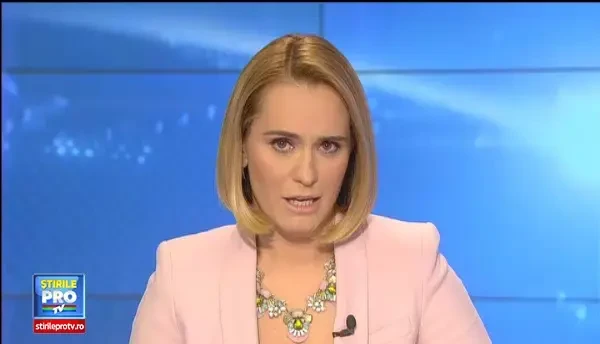 Imagini surprinse la locul accidentului in care a fost implicat Tariceanu. Fostul premier nu a fost vinovat de tamponare