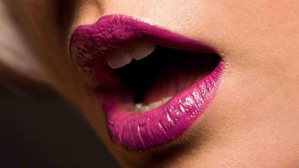 Alexandra Stan, nud, Facebook