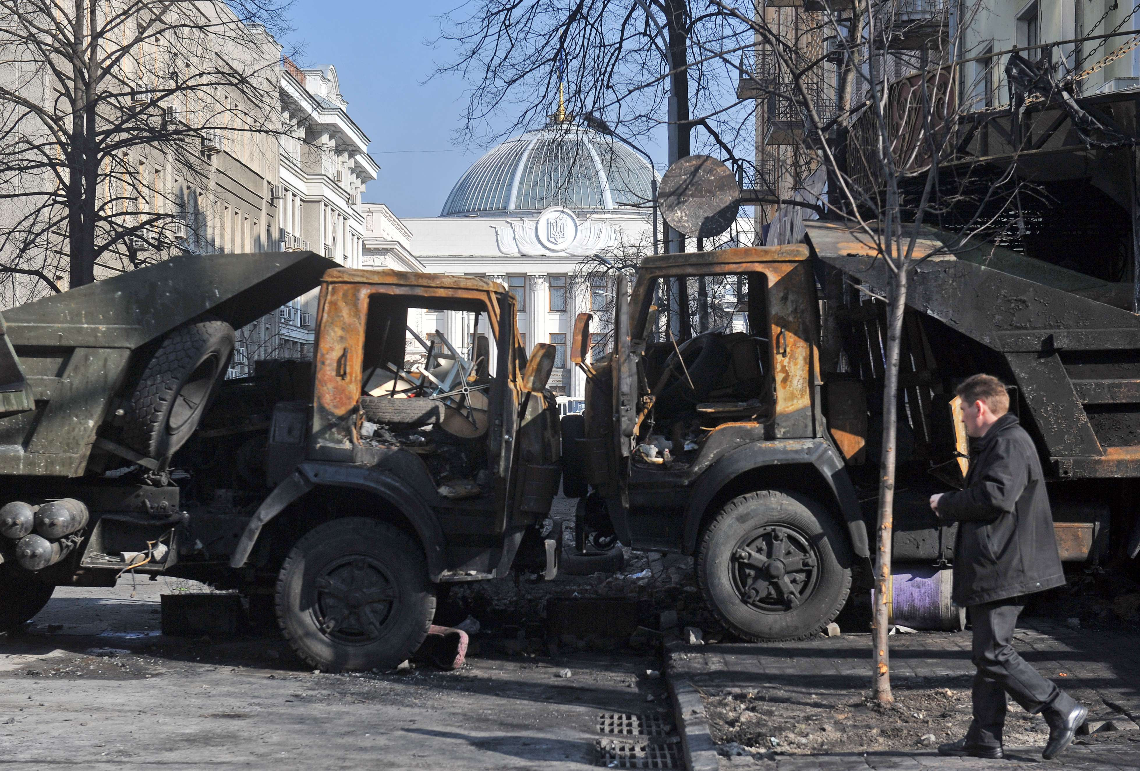 Russia Today, despre situatia din Ucraina: Provinciile din sudul si estul tarii neaga autoritatea Kievului