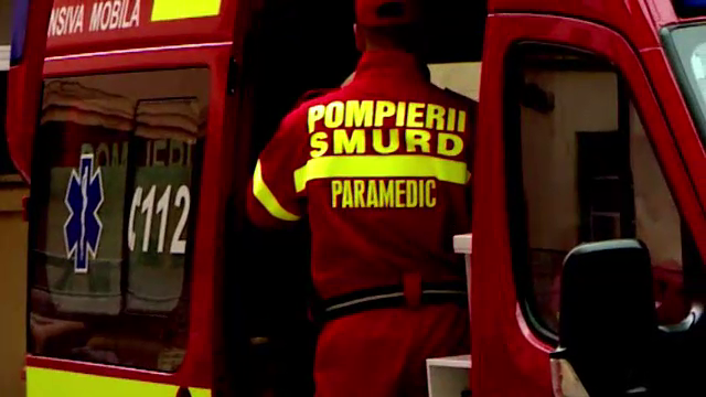 Un copil de trei ani a supraviețuit după ce a căzut de la etajul doi, în Cluj-Napoca