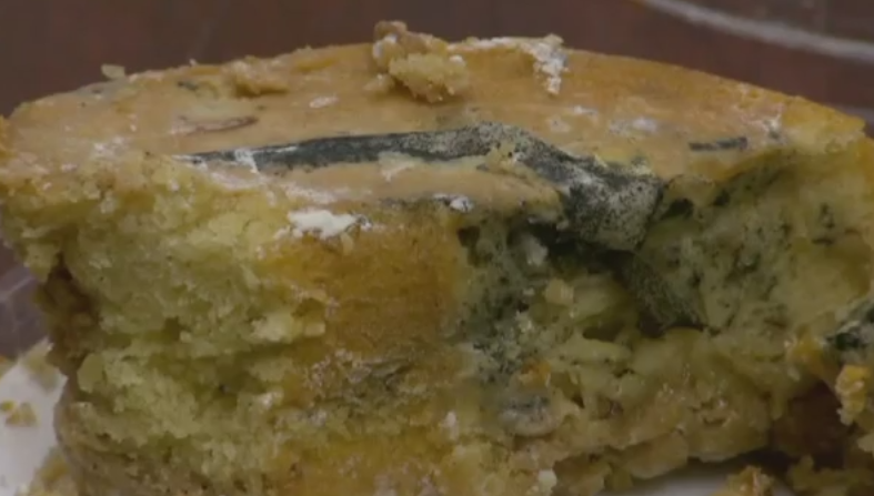 Si-a dorit un tort cu mere de ziua lui. Surpriza dezgustatoare de care a avut parte un barbat, la 96 de ani