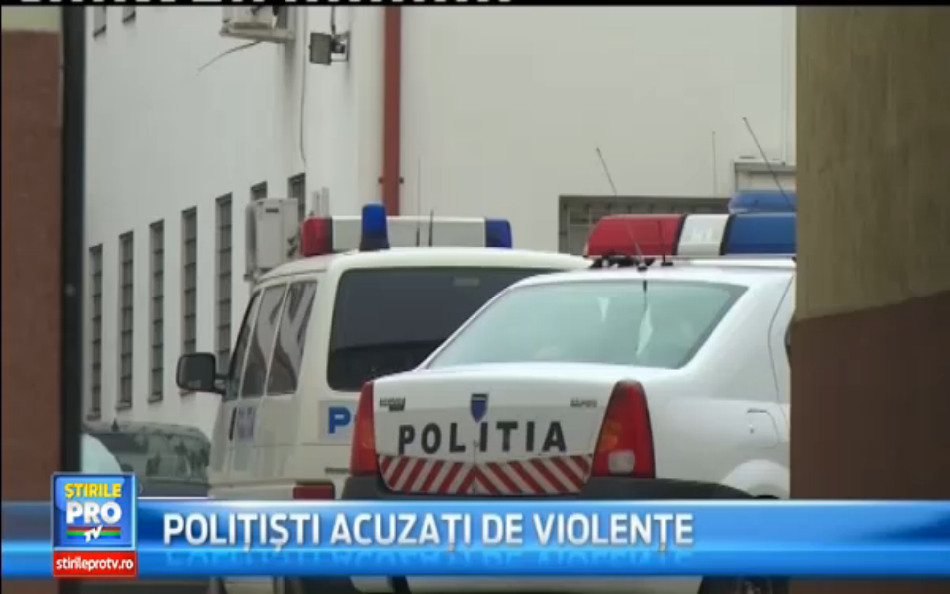 Doi frati sustin ca au fost batuti de oamenii legii. "Politistul o dat cu pumnii. Am picat jos, n-am mai stiut de mine"