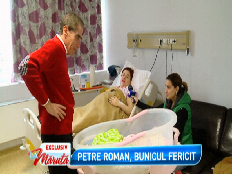 Petre Roman emotionat, dupa ce si-a vizitat nepotica la spital. "Este o fetita foarte frumoasa"