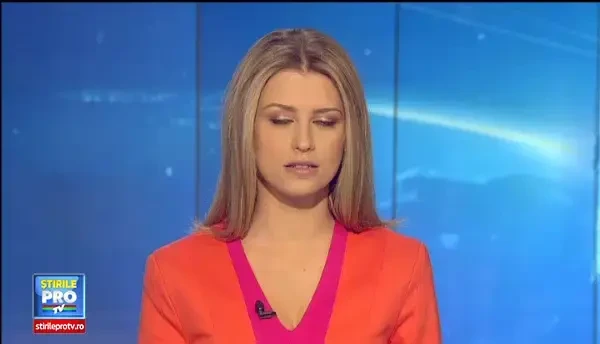 Imagini unice pe Autostrada Soarelui. Un porc a aparut in mijlocul strazii, dandu-le batai de cap soferilor