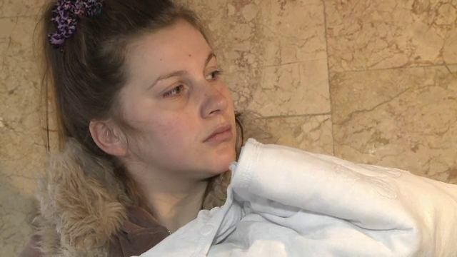 Bebelus, externat cu clavicula rupta din Maternitatea Galati. Parintii ii acuza pe medici pe malpraxis
