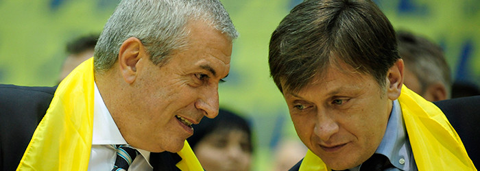 Calin Popescu Tariceanu si-a dat demisia din PNL. Ce a vorbit la telefon cu Crin Antonescu