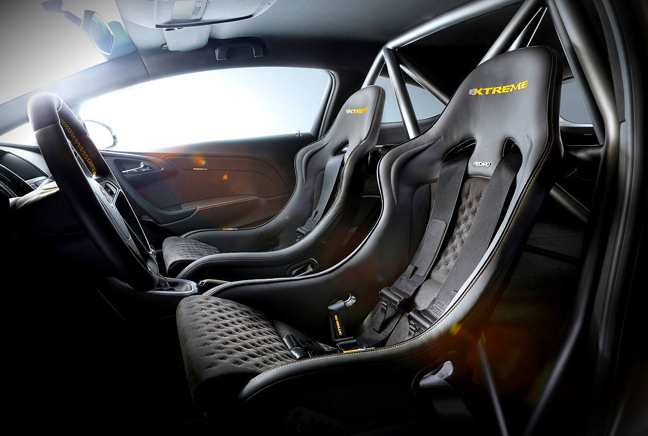 Cel mai puternic Opel de strada, sute de cai si senzatii putere. Se lanseaza la Geneva. GALERIE FOTO