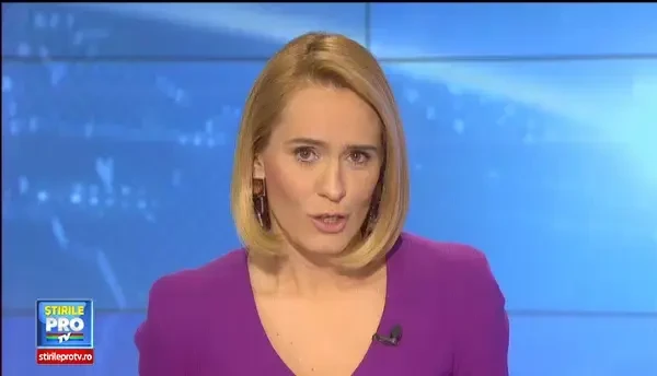 CLIPUL ZILEI! Papa in miniatura, baietelul care l-a facut sa zambeasca pe Suveranul Pontif