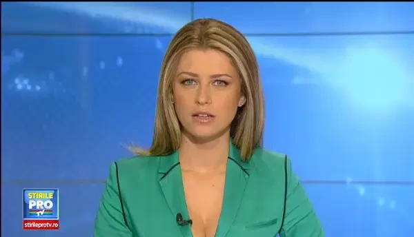 Masina strivita de un TIR, in Maramures. Soferul de 19 ani, dus in stare grava la spital