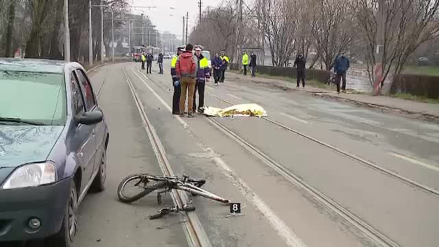 Accident rutier soldat cu un mort in Cluj. Un sofer beat a spulberat un biciclist de 72 de ani, apoi a fugit