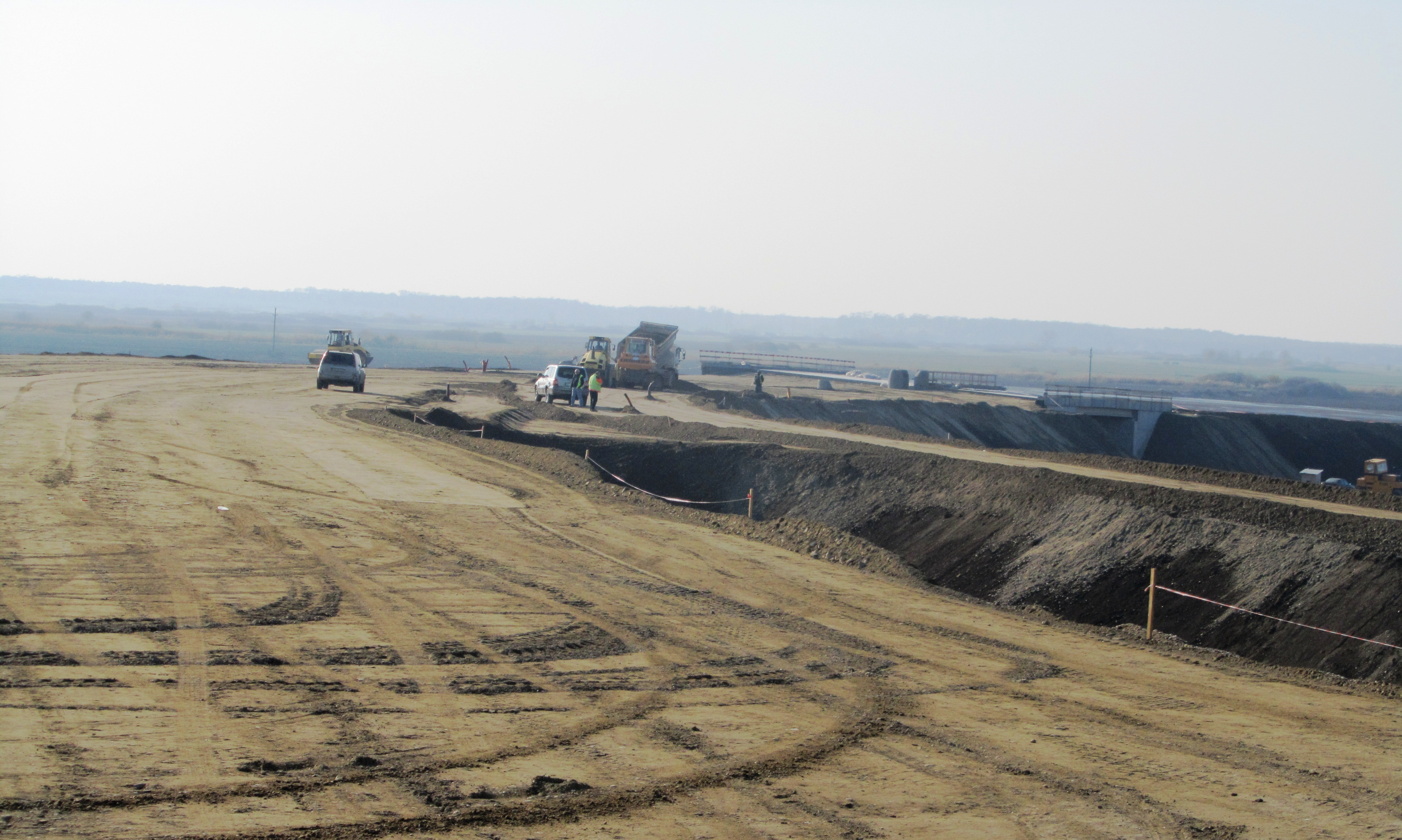 Muncitorii revin pe autostrada Nadlac-Arad. Cand va fi deschisa circulatiei. VIDEO