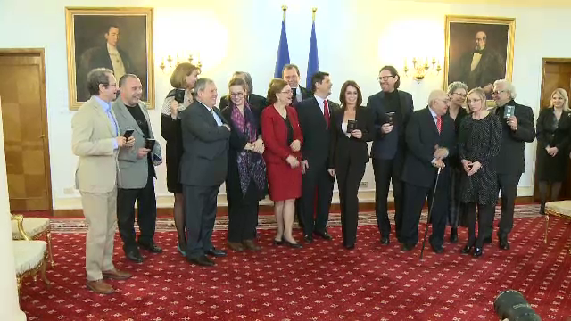 "Ei sunt plamanul curat al acestei tari". 12 personalitati din Romania, recunoscute oficial ca promotori ai tarii noastre